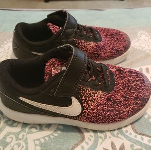 Girl Nikes Size 12.5c
